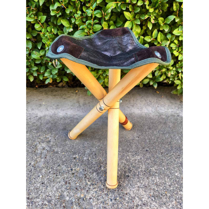 Lovački tronožac | drvo + koža | 45cm