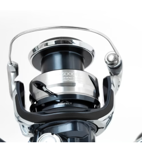 Shimano Twin Power SW C 4000 XG C rola | 9+1BB